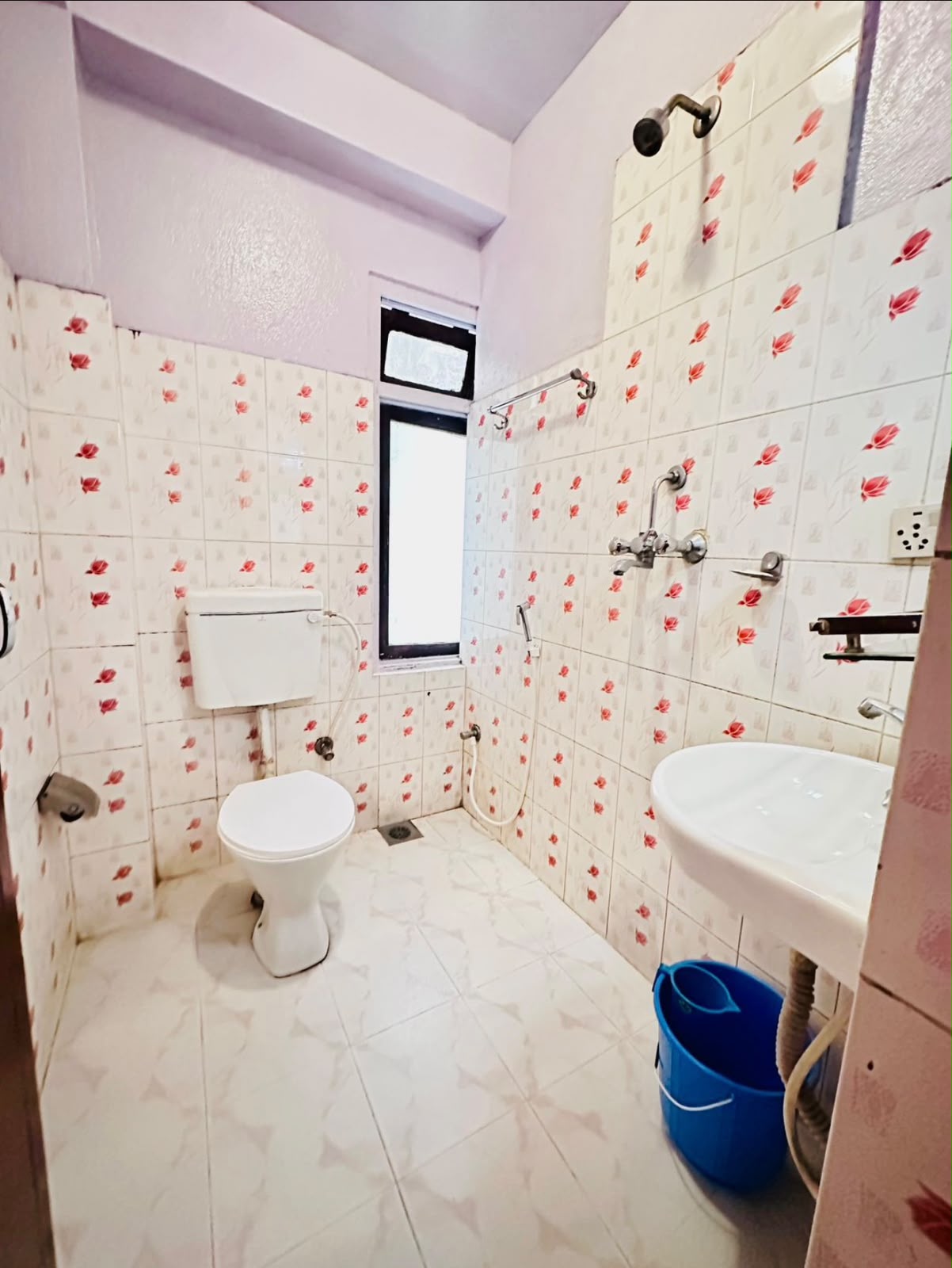 Clean bathroom at Hotel Green Orchid, Thamel
